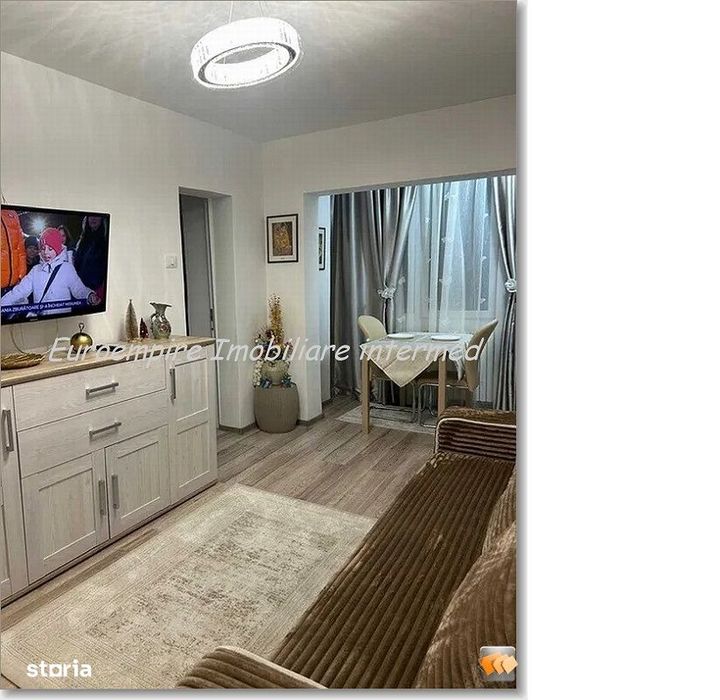 Garsoniera decomandata zona Trocadero Constanta