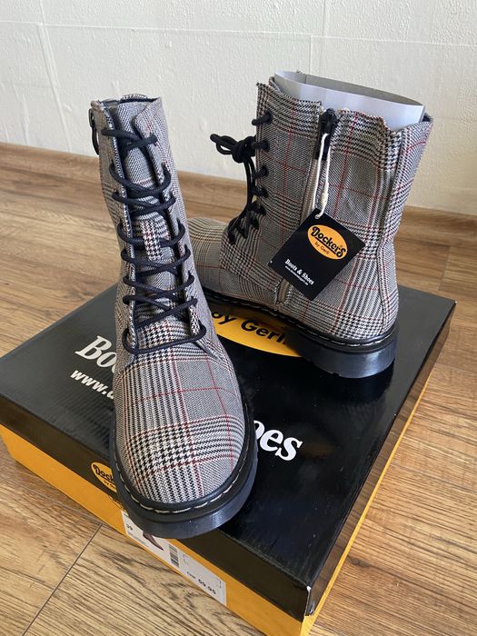 Dockers- номер 39