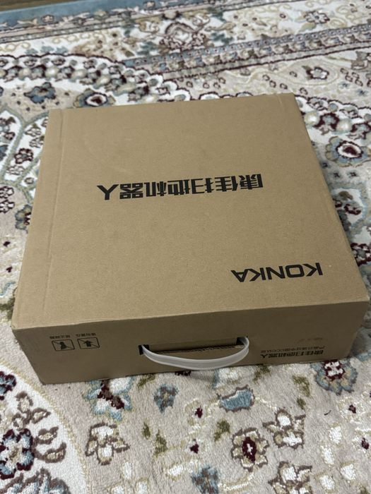 Робот пылесос Konika