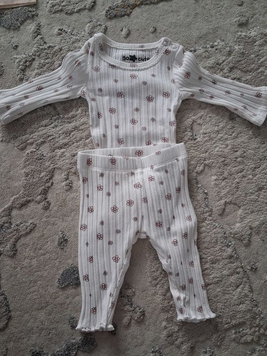 Compleu bebe mărimea 56