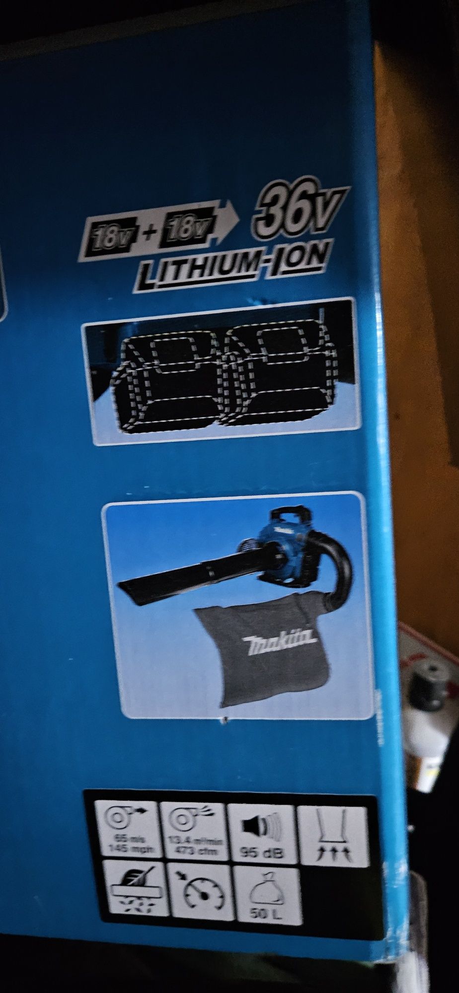 Suflanta si aspirator frunze Makita DUB363PT2V
