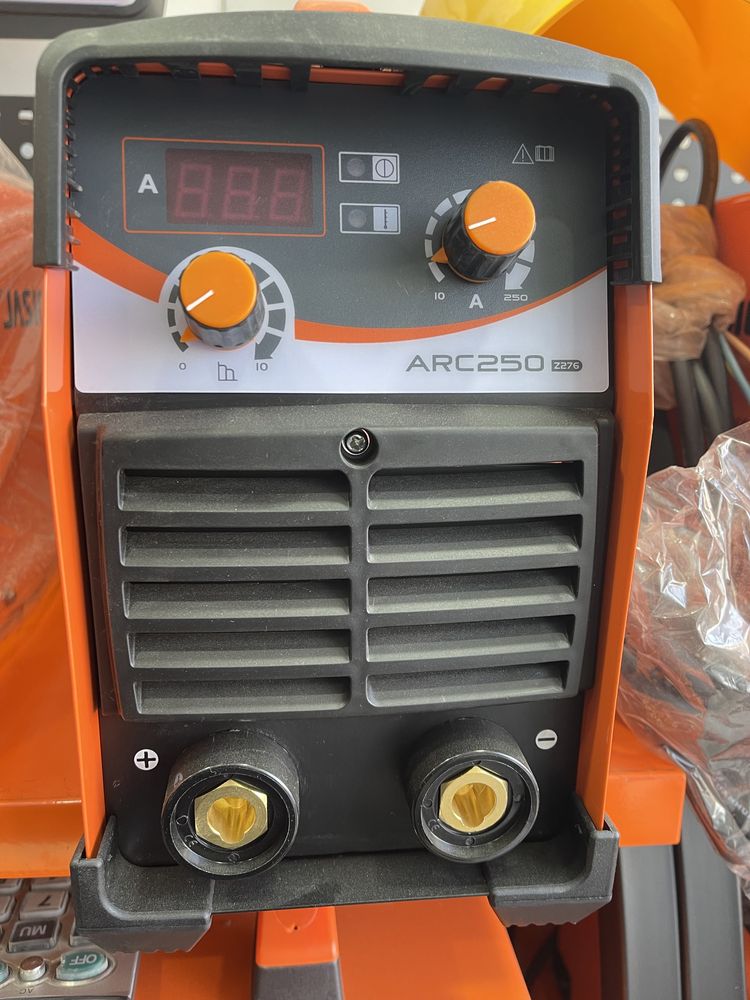 Сварочный аппарат ARC250 (z276)220v