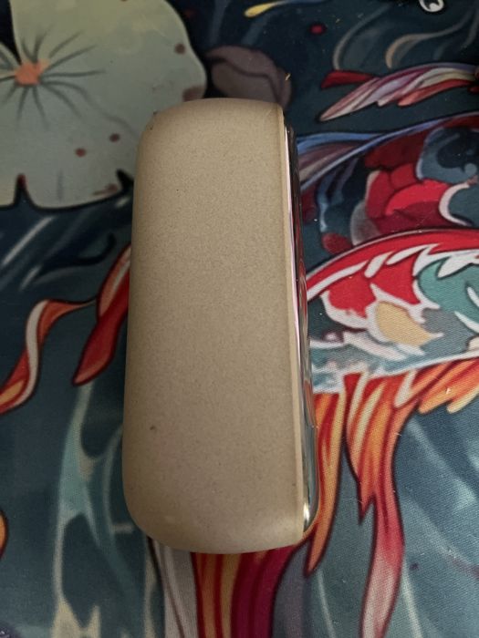 Iqos Iluma fara pen