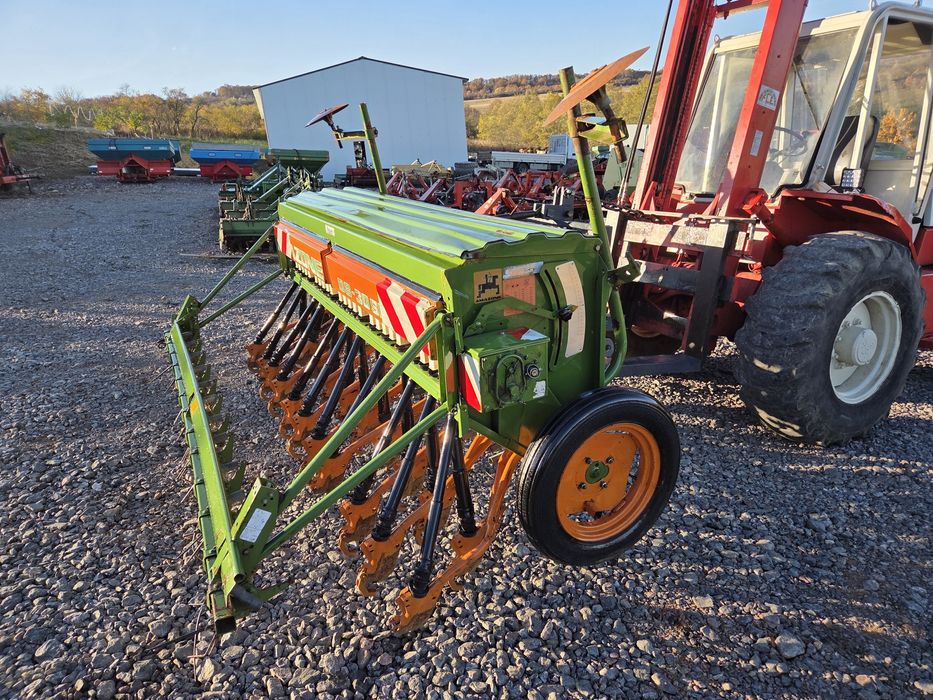 Semanatoare Paioase Amazone D8-30 Special