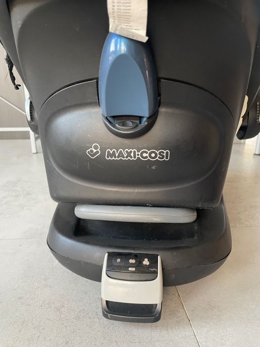 Scoica auto MaxiCosi + baza isofix (Family Fix) - 0-13kg