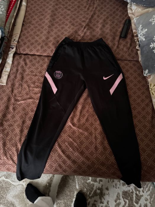 Pantaloni psg mărimea M