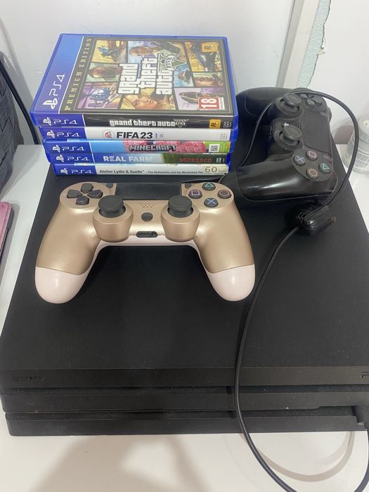 Playstation 4 negru
