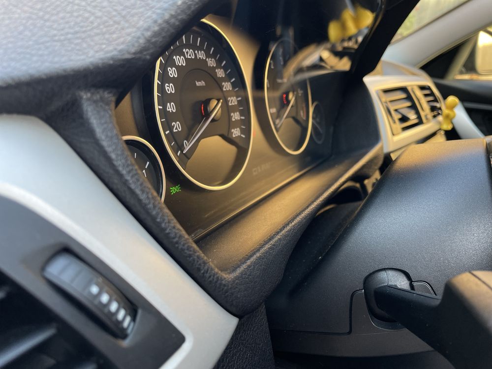BMW Seria 3 320d EfficientDynamics – Facelift Full LED