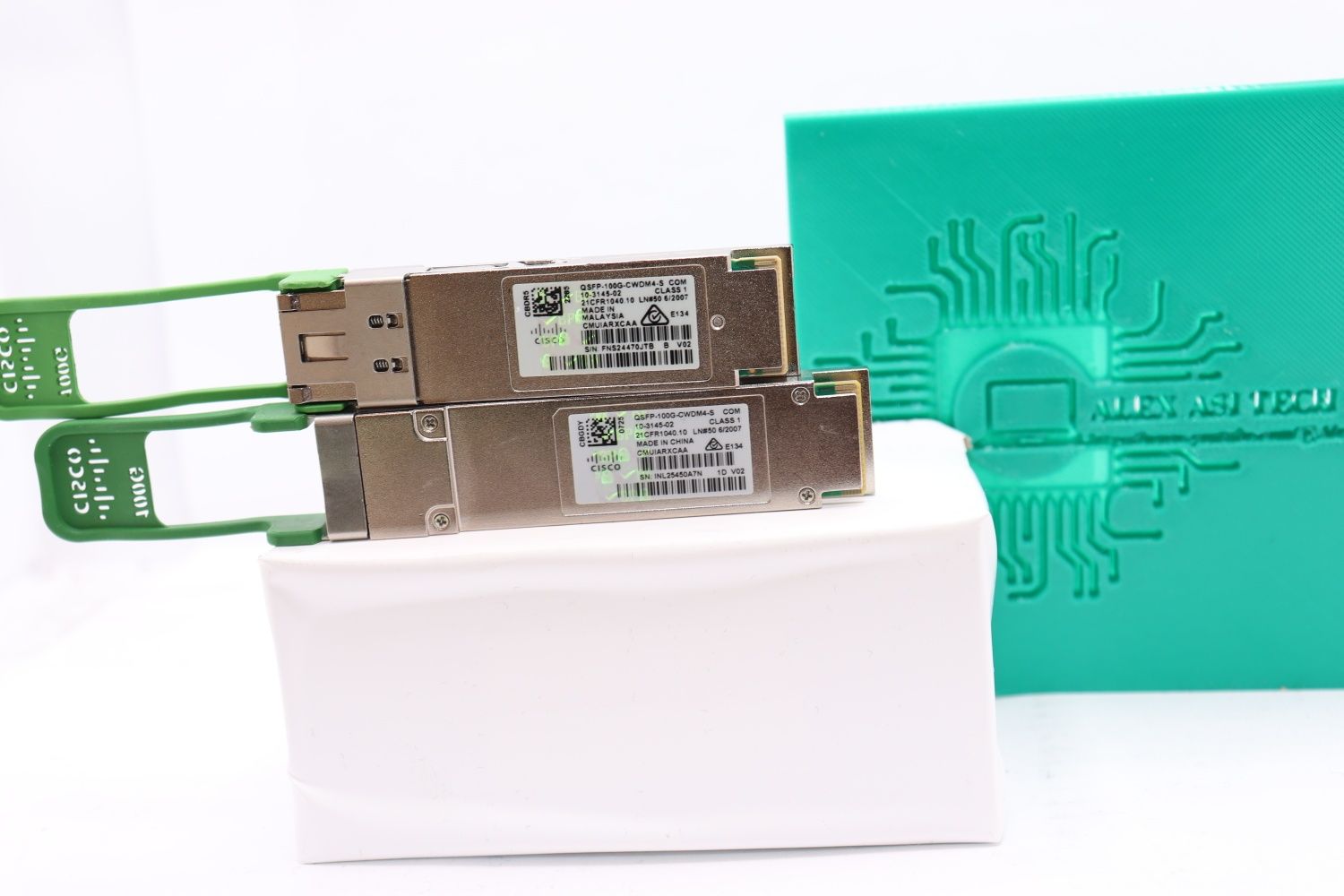 Transceiver/Modul Optic Cisco 100Gbase QSFP-100G-CWDM4-S 2Km SMF LC