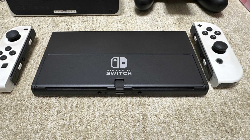 Nintendo Switch OLED - garantie 24.09.2026