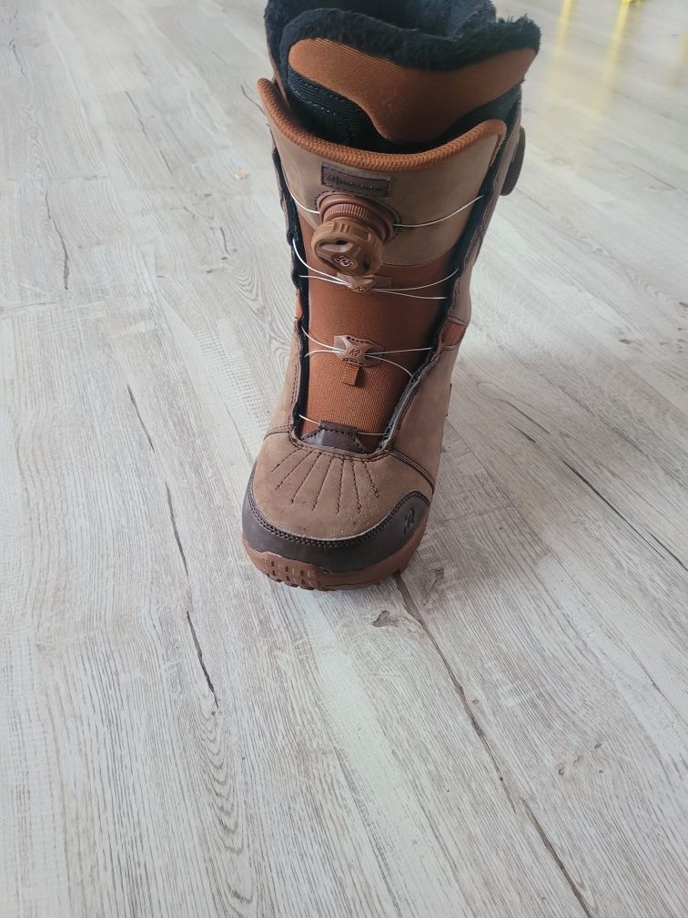 Boots k2 cliker 39.5 + legaturi step in + placa step on