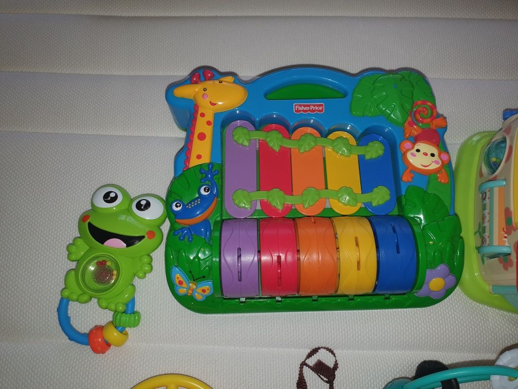 Jucarii bebelusi. Fisher Price, casa cu forme, tomy toomies