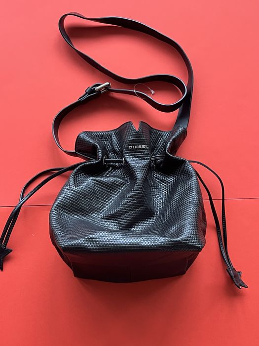 DIESEL : Дамска чанта естествена кожа / Оригинал