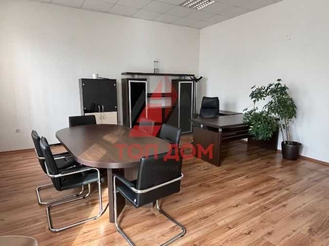 Дава се под наем Офис в Варна, Център - 130 кв.м за 1200 € - Снимка #8