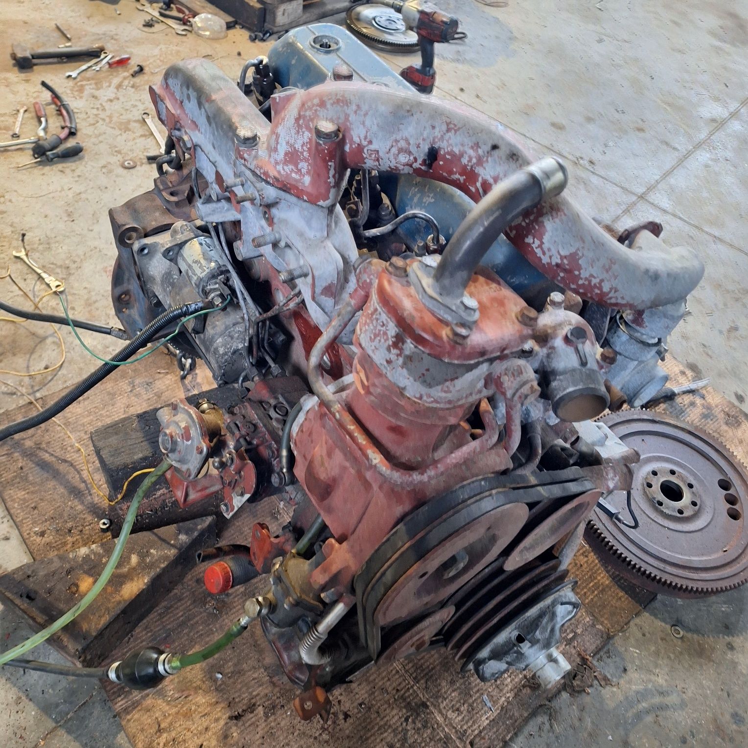 Piese motor iveco tractor Fiat 780,80-90,new holland Motopompa,pompa a