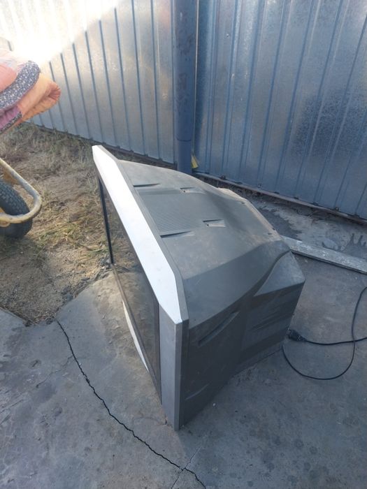 Продам телевизор состояние хорошие