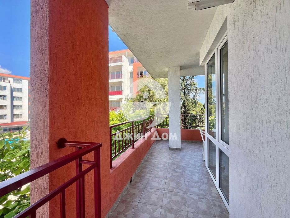 Двустаен апартамент с ГЛЕДКА МОРЕ в к-с „Ривиера Форт Бийч”, с. Равда