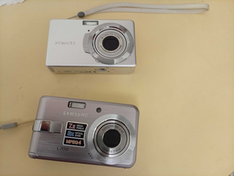 Два брояФотоапарати