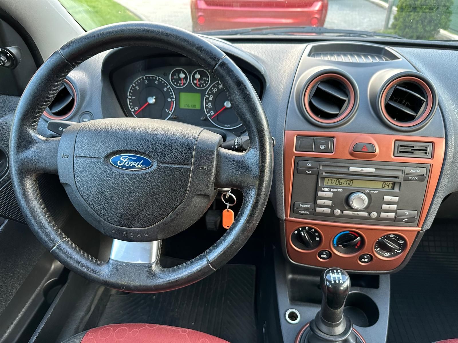 Ford Fiesta 1.4 benzină