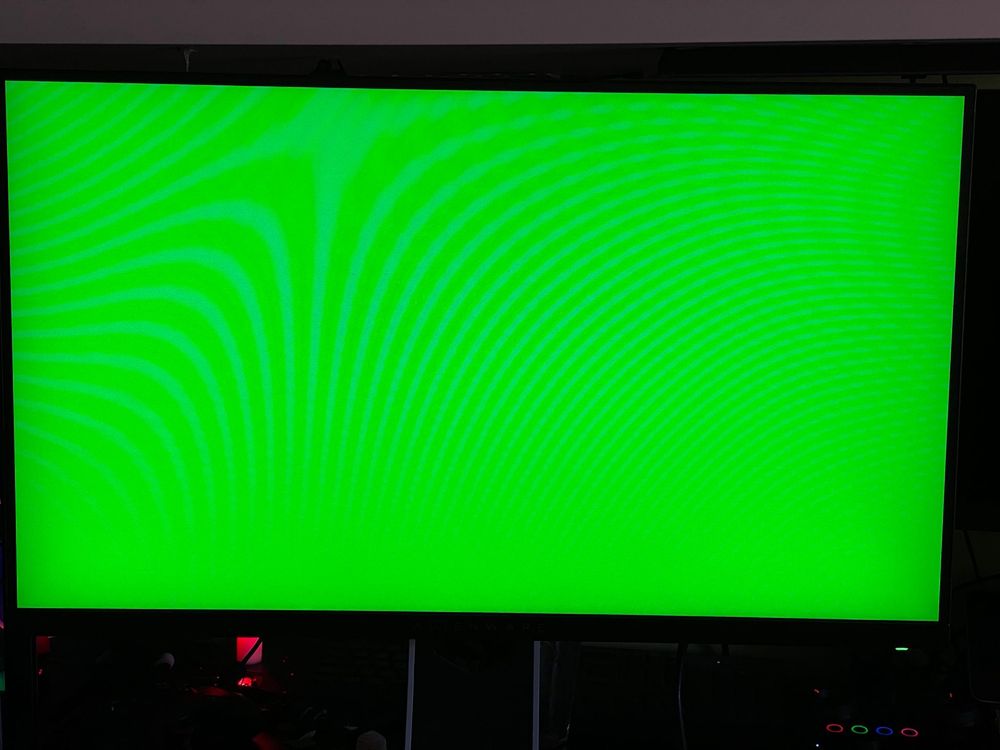Продавам Монитор ALIENWARE  !  AW2720HF !