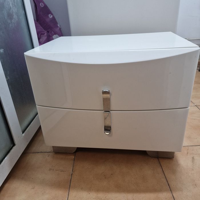 Noptiera alba din Mdf