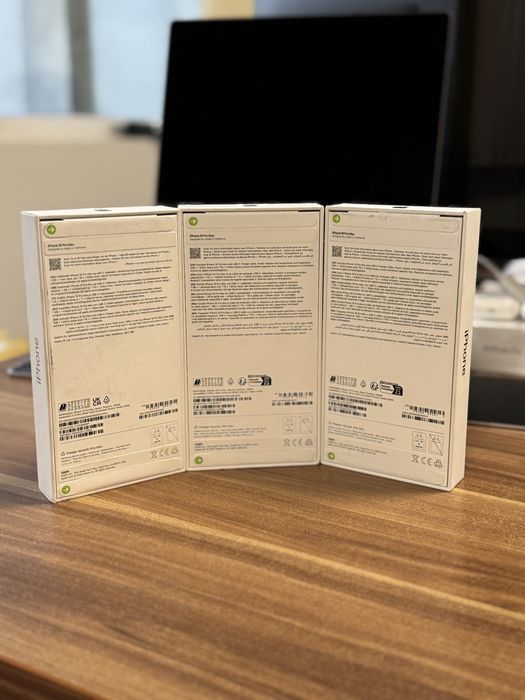 iPhone 16 Pro Max / 256 GB / Garantie 24 luni / Nou - Sigilat |