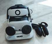 Quest 3 128GB + 70 Jocuri + Statie + Accesorii + Baterie extra BoboVR