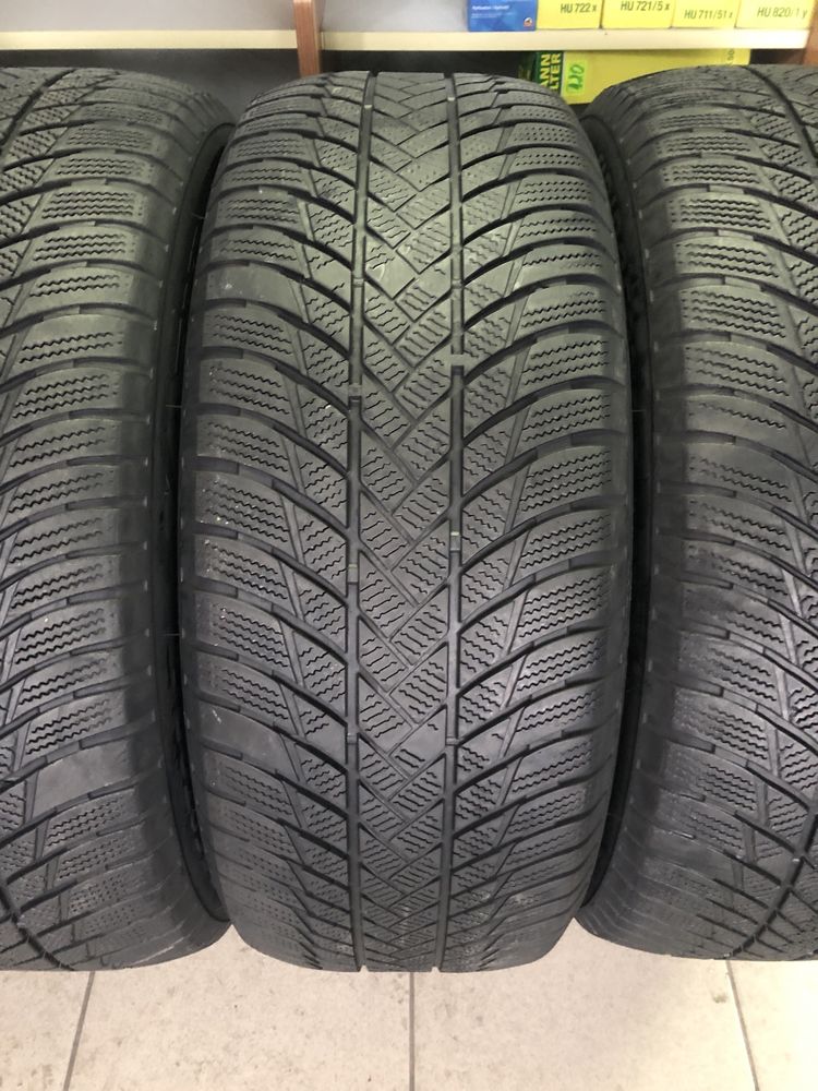 255 55 20 Bridgestone de iarna