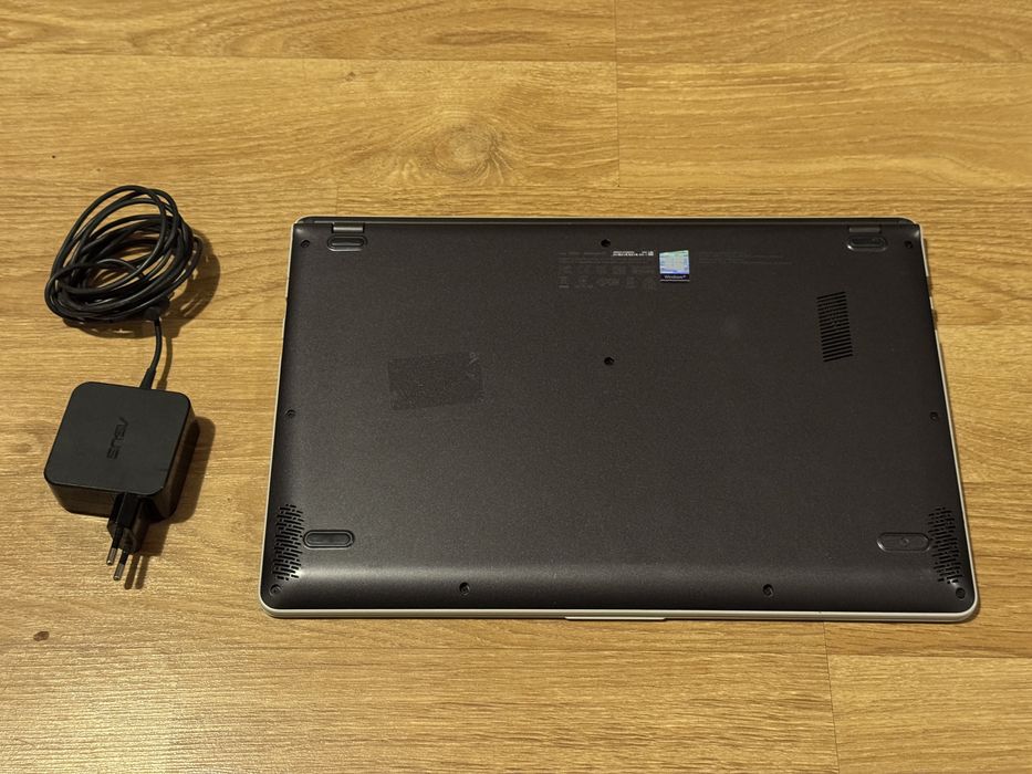 Laptop ASUS VivoBook S15 core i5 gen8, 8Gb DDR4, 256Gb SSD