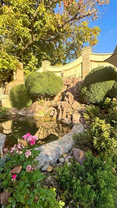 Паркентский евро дом 9соток 740кв.м 11комнат 3этажей со всеми удрбства