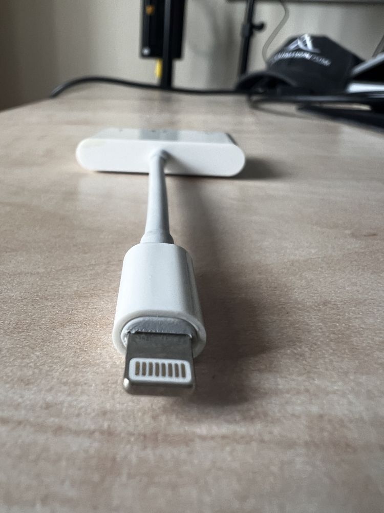 Cablu date Apple Lightning cu adaptor camera USB 3.0 si Jack