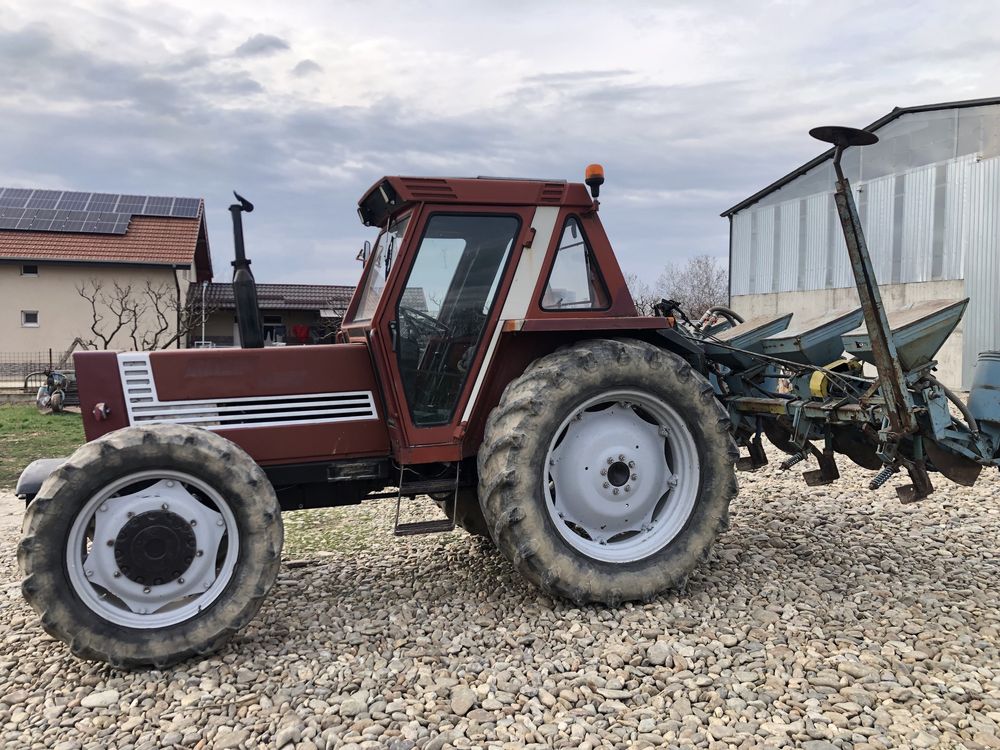 Vand Tractor Fiat 980