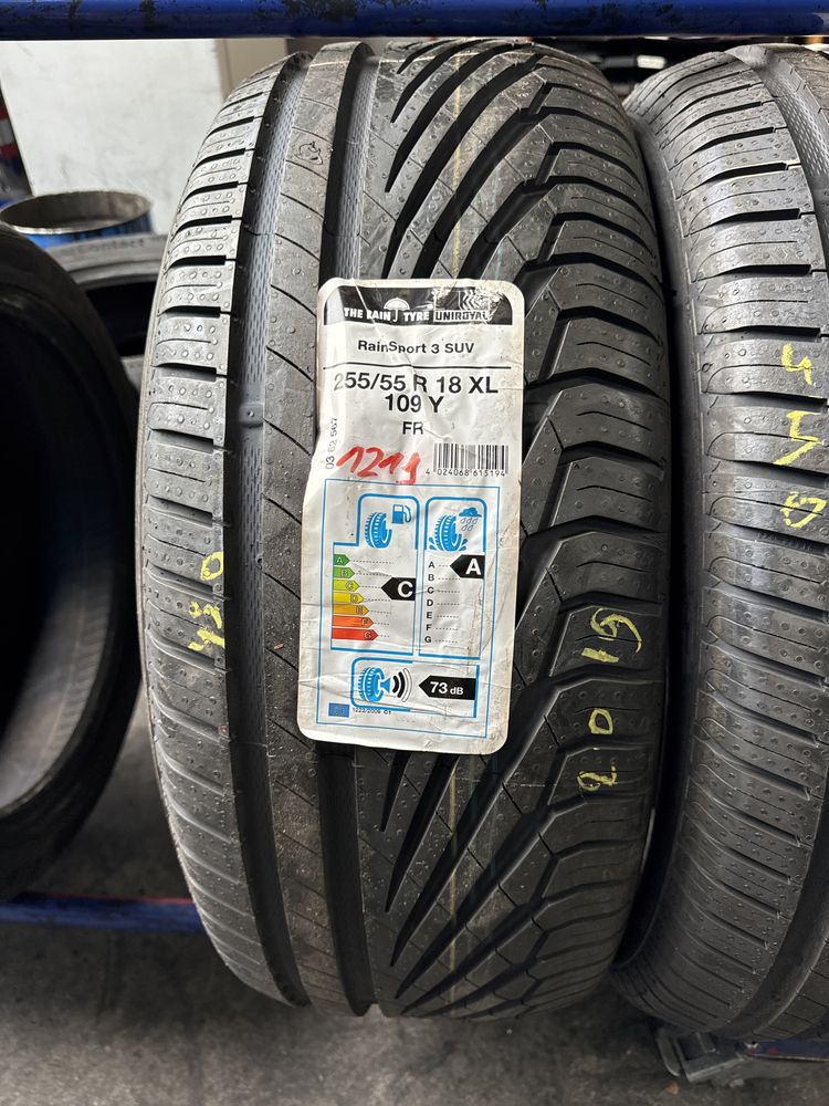 255/55/18 Uniroyal 109Y