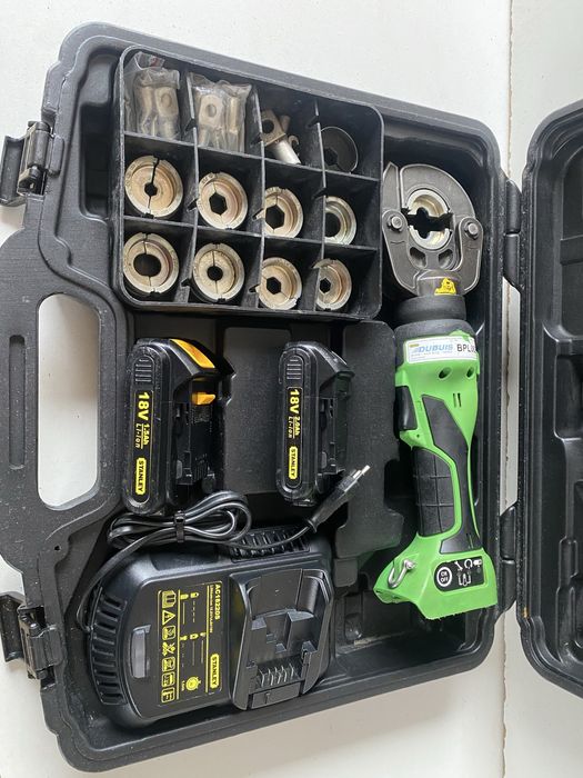 Presa sertizat papuci cabluri electrice