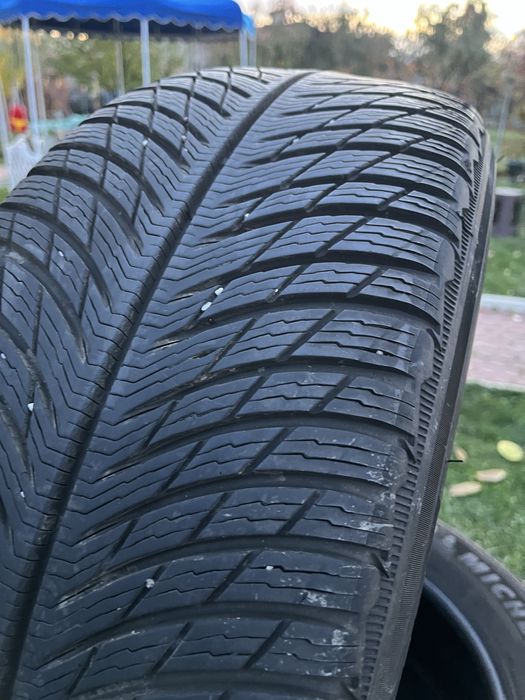 235/55/19 ЗИМНИ ГУМИ Michelin Pilot Alpin 5 SUV КАТО НОВИ