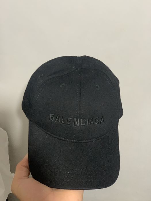 sapca balenciaga