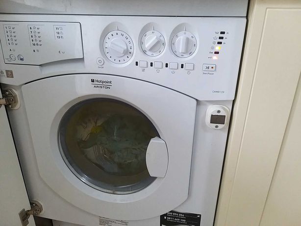 Встраиваемая стиральная машина Hotpoint-Ariston с сушкой