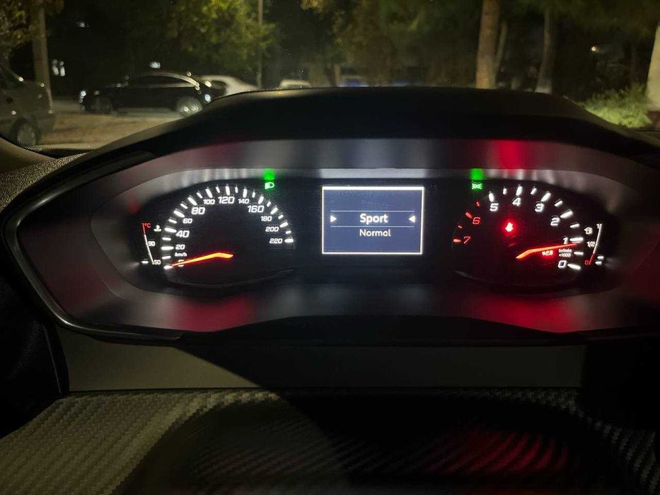 Peugeot 2008  БЕНЗИН