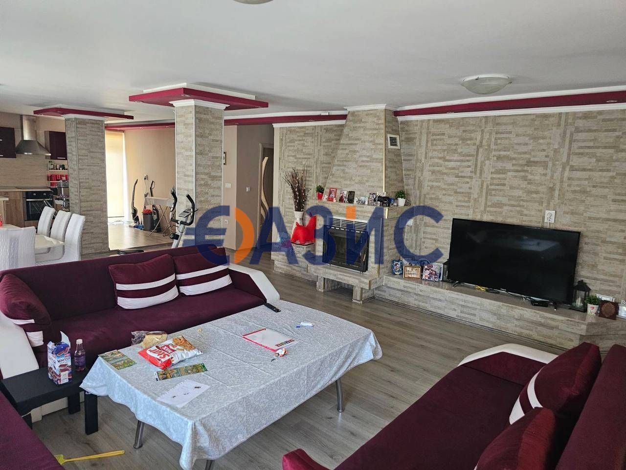 Продава се Къща в с. Гълъбец, Област Бургас - 236 кв.м за 839 €/кв.м - Снимка #2