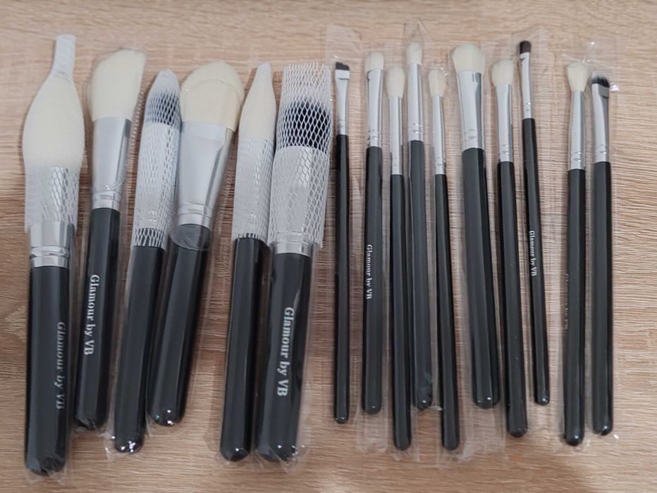 Сет четки от естествен косъм