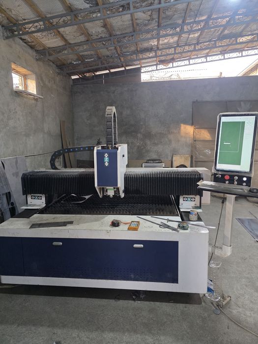 Lazerniy rezka sotiladi holati a'lo 1.5kv 1.50 x 3.00