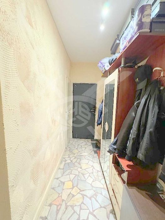 Продава се Тристаен апартамент в София, Младост 1 - 110 кв.м за 2455 €/кв.м - Снимка #13