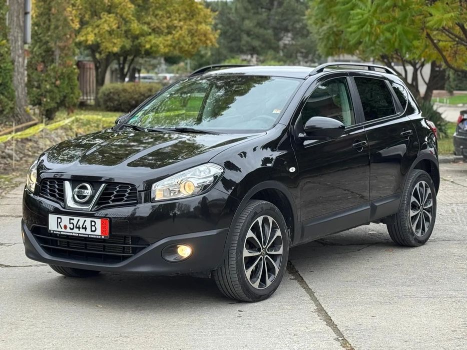 Nissan Qashqai Nissan Qashqai,2x4, Panoramic, Navigație, Camera spate, Germania.