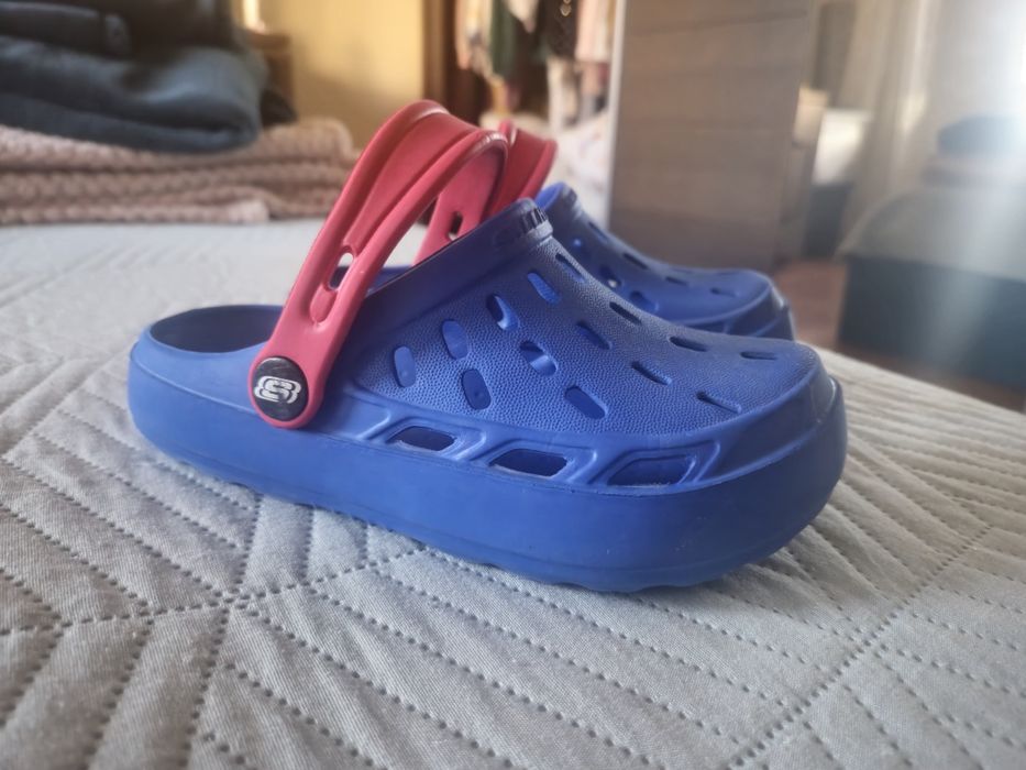 Saboti skechers baieti