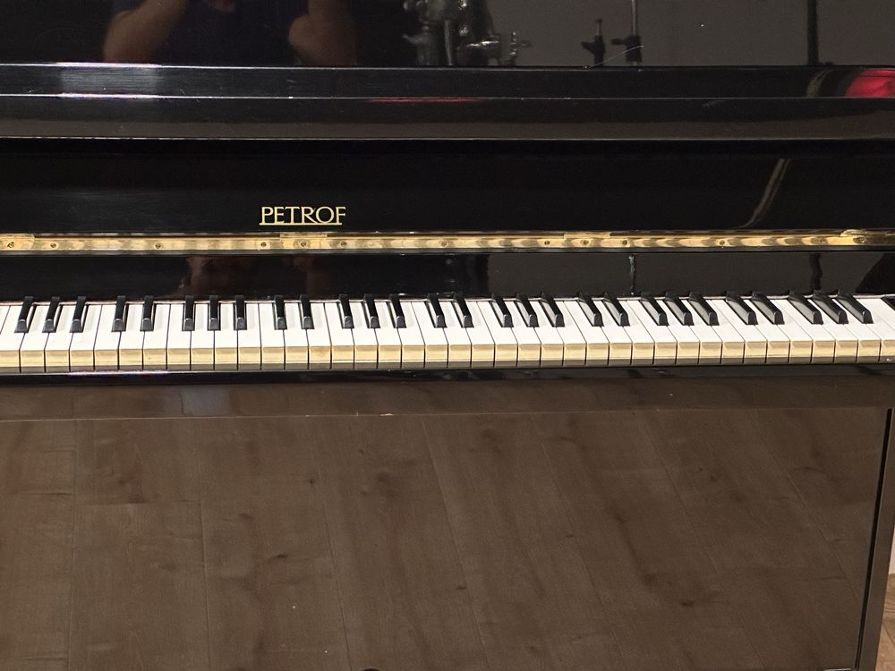 Petrof P 100 Sonatina – 1982-1983 г.