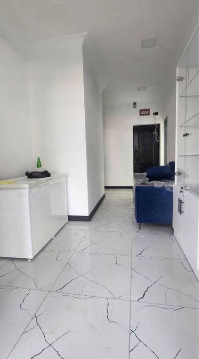 Чиланзар 2квартал | 60кв - нежилое помещение вдоль дороги Продажа