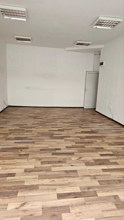 Дава се под наем Магазин в Варна, Левски - 104 кв.м за 1122 € - Снимка #4