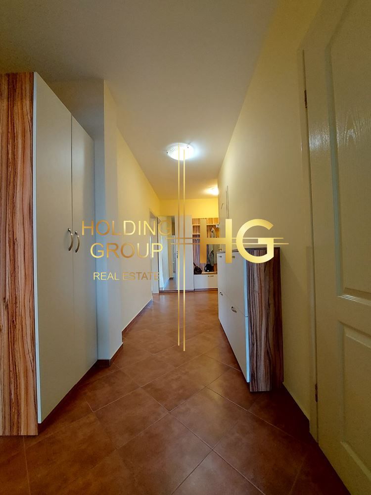 Продава се Тристаен апартамент в Варна, Левски - 100 кв.м за 2500 €/кв.м - Снимка #9