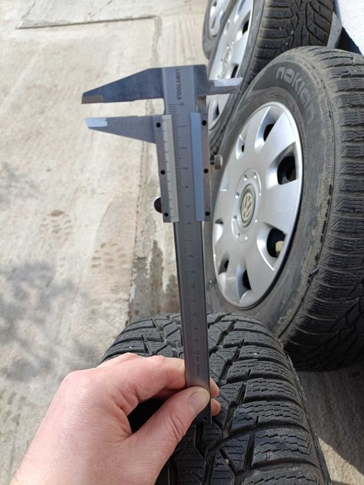 Jante de tabla R15 cu 4 cauciucuri de iarna, Skoda Octavia, Jetta