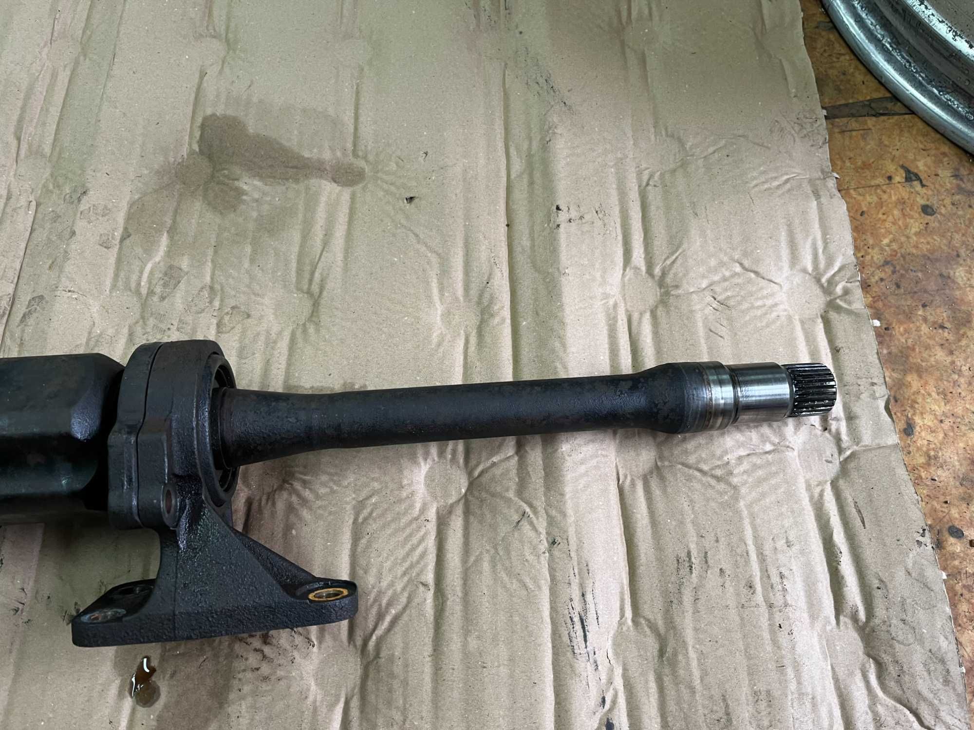 Полуоски за Toyota Corolla Verso 2.0 D-4D 2003 г.